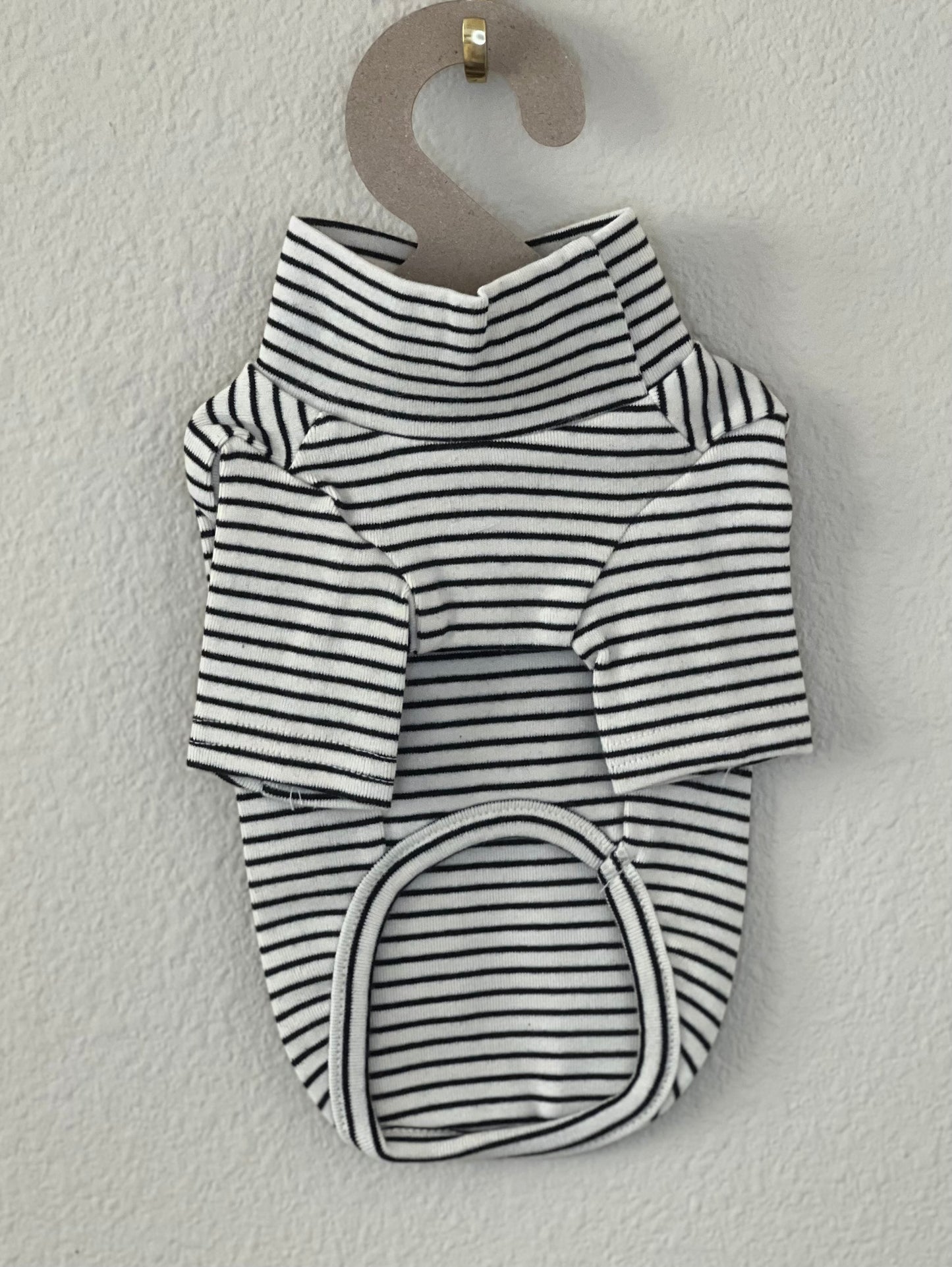 Basic Turtleneck T-shirt